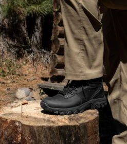 Columbia Newton Ridge Plus II Waterproof Hiking Boots - Wide Fit - Mens Black / Black -Columbia Sale Store 1618891000 1594732 011 11