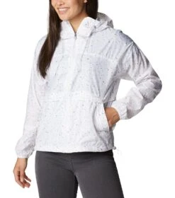 Columbia Alpine Chill Windbreaker - Womens White Campdot Print
