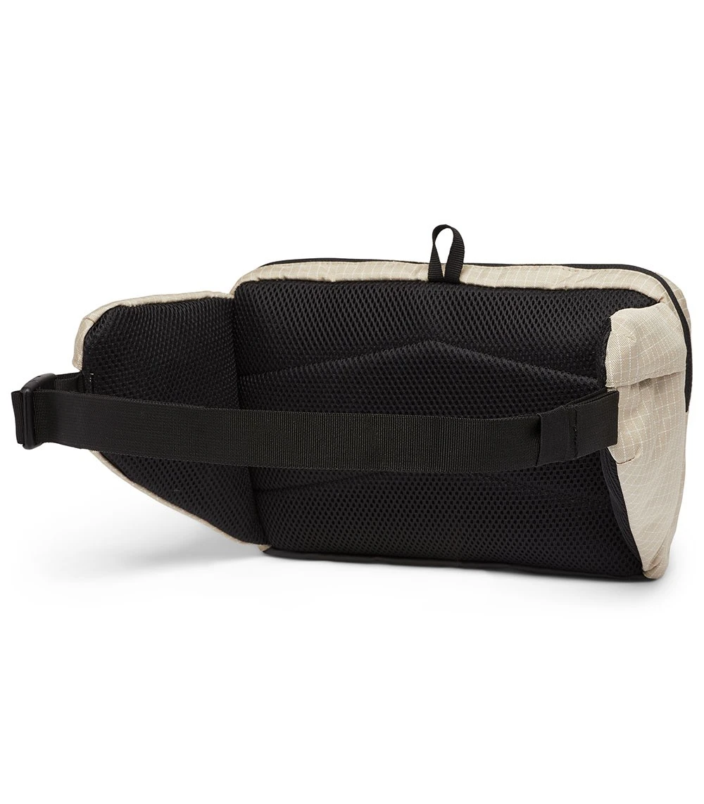 Columbia Convey 4L Crossbody Bag - Unisex Ancient Fossil 2 Columbia Convey 4L Crossbody Bag - Unisex Ancient Fossil - Image 2