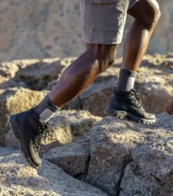 Columbia Newton Ridge Plus II Waterproof Hiking Boots - Wide Fit - Mens Black / Black -Columbia Sale Store 1695143186 1594732 011 13